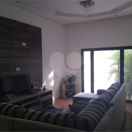 Casa à venda com 2 quartos, sendo 1 suíte,  em Mogi Moderno, Mogi das Cruzes, SP