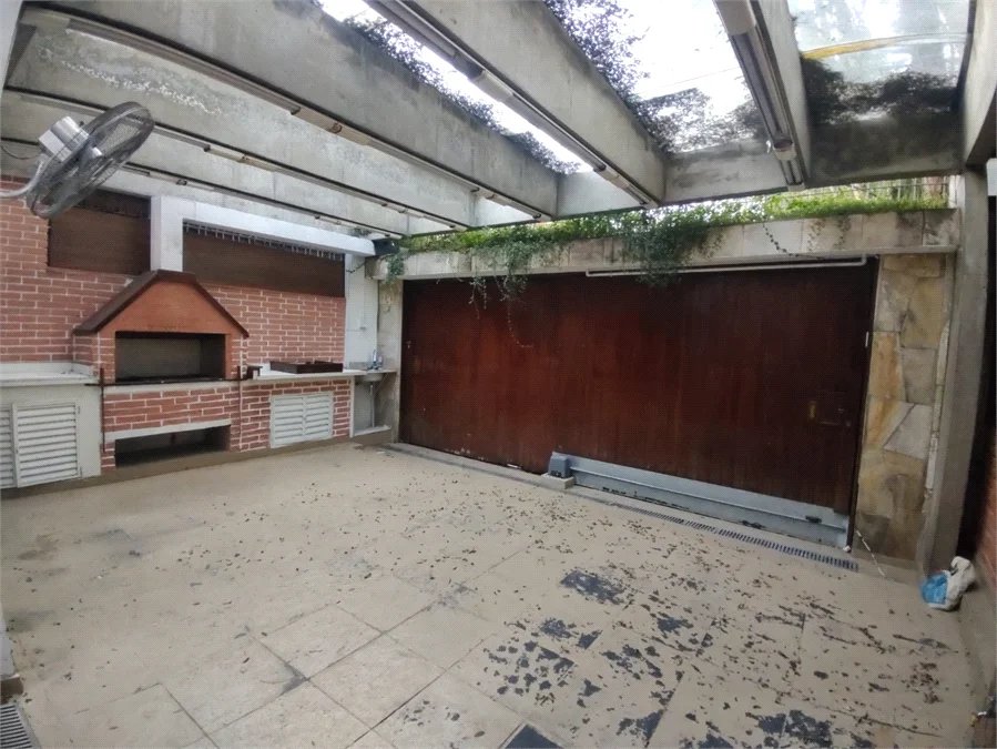 Sobrado à venda com 5 quartos, sendo 3 suítes, em Cidade Monções, São Paulo, SP