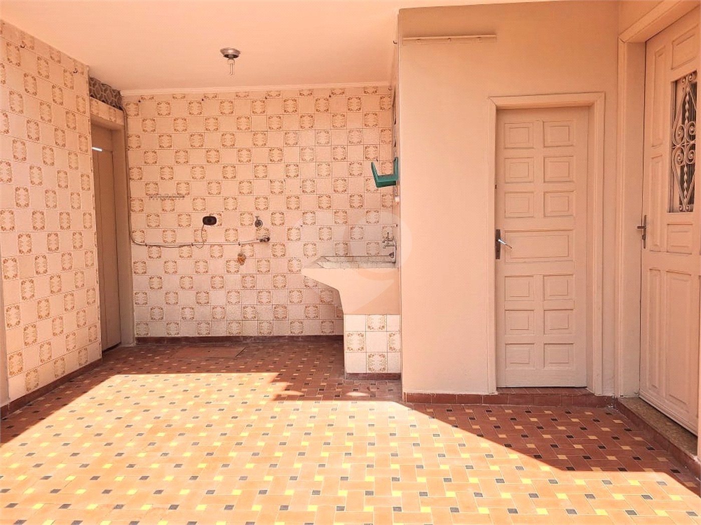 Casa à venda com 3 quartos, sendo 1 suíte, em Santana, São Paulo, SP