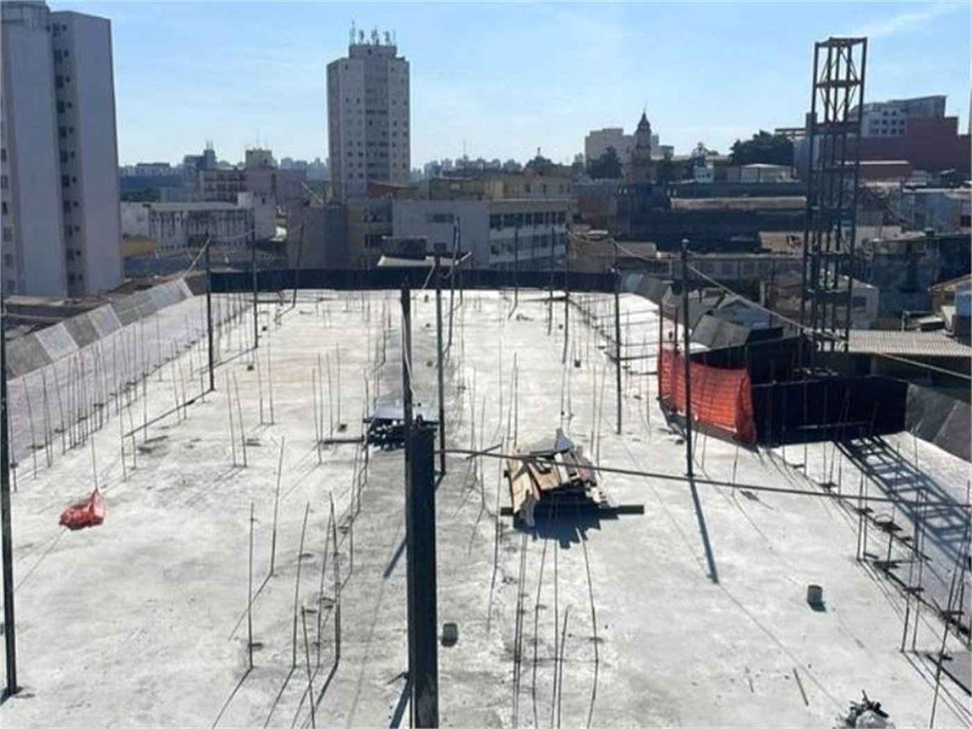 Apartamento à venda com 2 quartos, sendo 1 suíte,  em Santo Amaro, São Paulo, SP