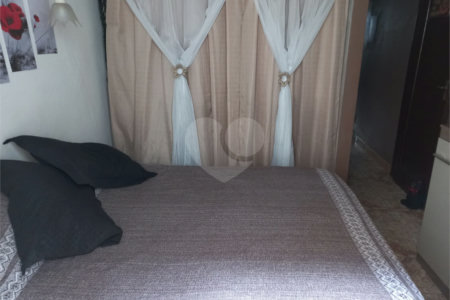 Sobrado à venda com 2 quartos, sendo 1 suíte,  em Santa Teresinha, São Paulo, SP