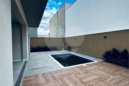 Casa à venda com 3 suítes no condomínio Belvedere I, Votorantim - SP