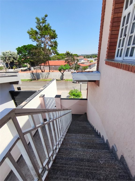 Casa à venda ou para alugar com 3 suítes no condomínio Estância Marambaia, Vinhedo - SP