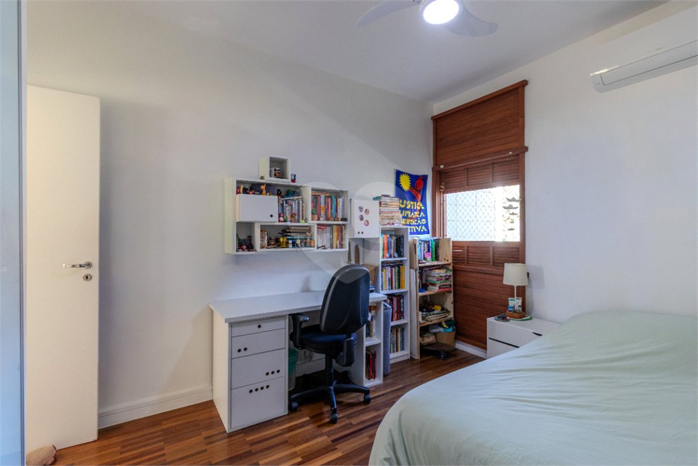 Sobrado à venda com 3 quartos, sendo 1 suíte, em Alto da Boa Vista, São Paulo, SP