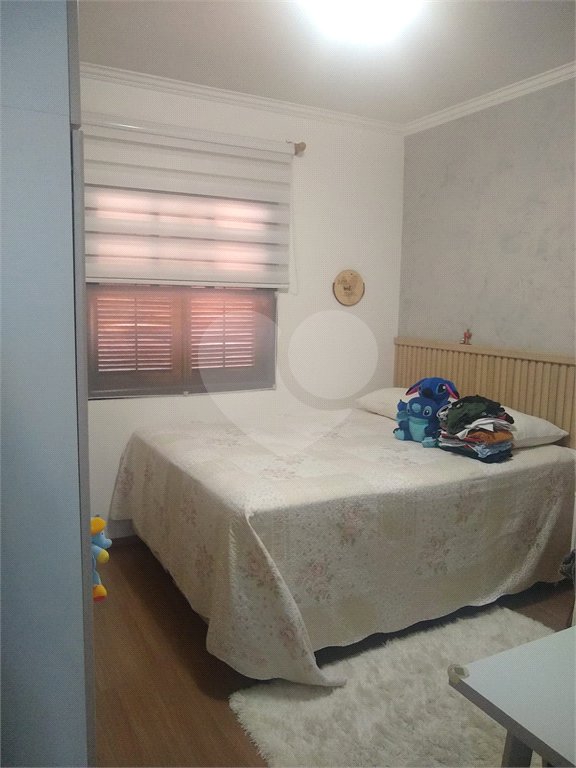 Sobrado à venda com 3 quartos, sendo 1 suíte,  em Vila do Castelo, São Paulo, SP