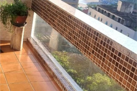 Apartamento porteira fechada com vista para o mar e lazer completo em Pitangueiras – Guarujá