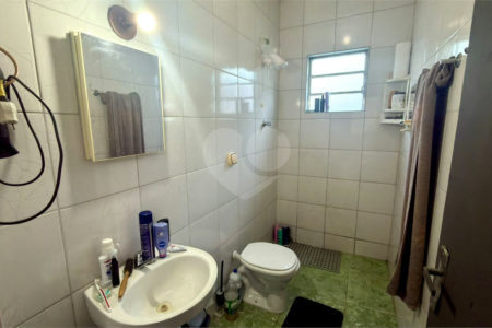 Sobrado à venda com 4 quartos, sendo 1 suíte, em Jardim Wanel Ville V, Sorocaba, SP