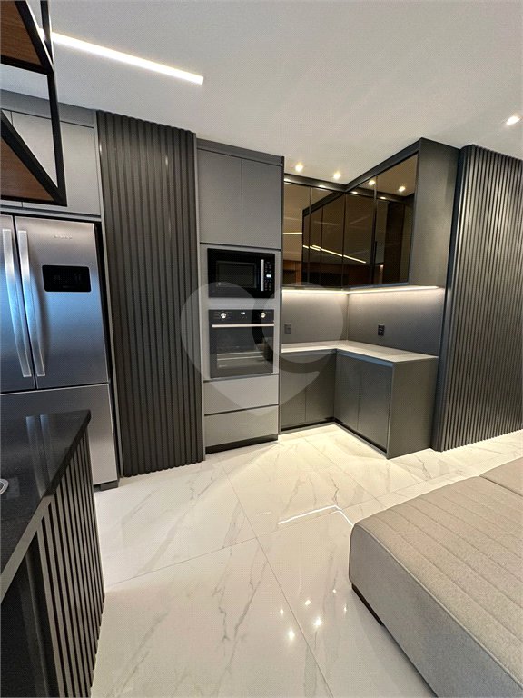 Apartamento à venda com 3 suítes em Jardim das Acácias, São Paulo, SP