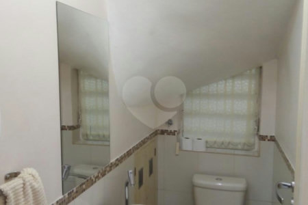 Sobrado à venda com 2 quartos em Santo Amaro, São Paulo, SP