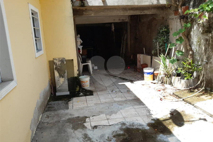 Casa à venda com 3 quartos, sendo 1 suíte, no condomínio Sem Nome, São Paulo - SP