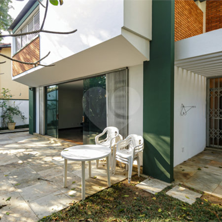 Sobrado à venda com 3 quartos, sendo 1 suíte,  em Granja Julieta, São Paulo, SP