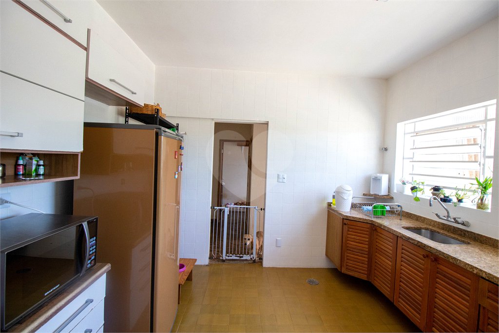 Chácara à venda com 4 quartos, sendo 1 suíte, em Saboó, São Roque, SP