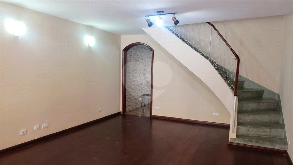 Sobrado à venda com 3 quartos, sendo 1 suíte, em Brooklin, São Paulo, SP