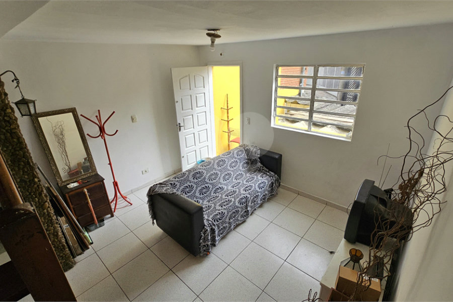Casa à venda com 3 quartos, sendo 1 suíte, em Alto da Boa Vista, São Paulo, SP