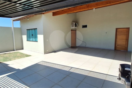 Casa à venda com 3 quartos, sendo 1 suíte, em Pinheirinho, Vinhedo, SP
