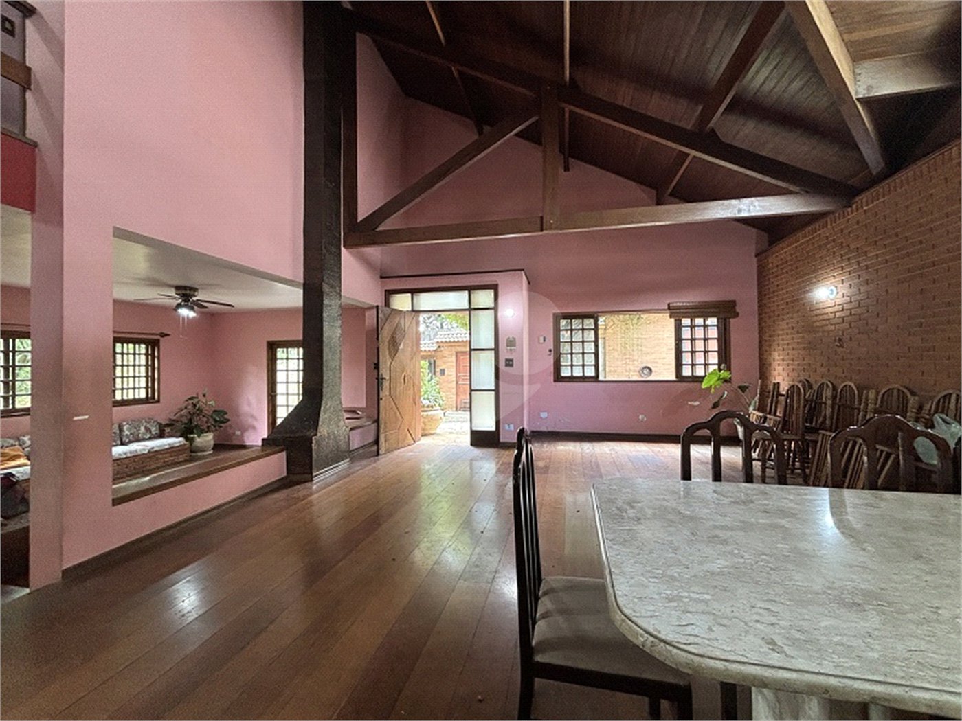 Casa à venda com 4 suítes em Tremembé, São Paulo, SP