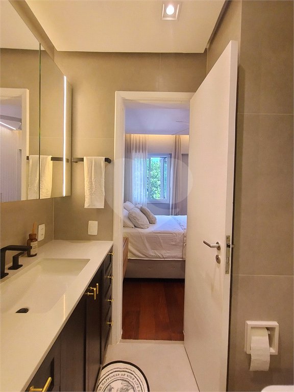 Apartamento à venda com 3 quartos, sendo 1 suíte, em Recreio dos Bandeirantes, Rio de Janeiro, RJ