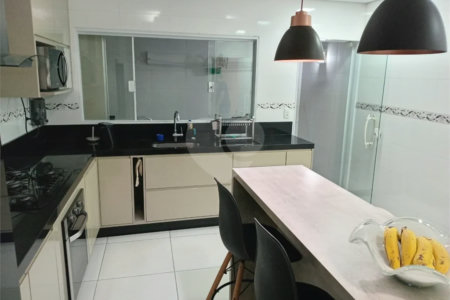 Sobrado à venda com 3 quartos, sendo 1 suíte, em Santana, São Paulo, SP