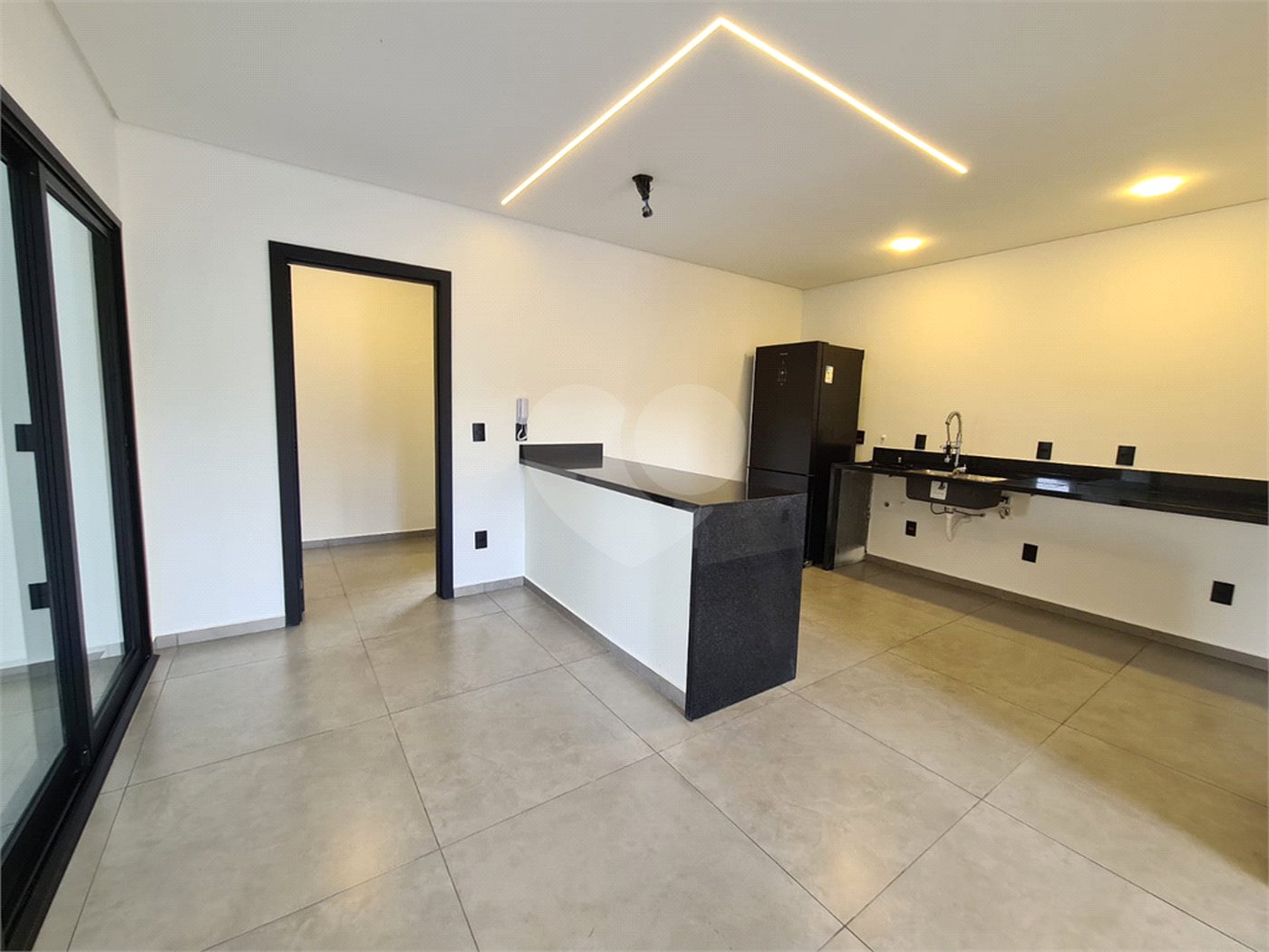 Casa em condomínio à venda com 3 suítes em Vila Santista, Atibaia, SP