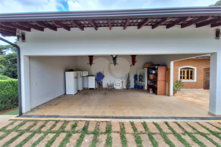Casa à venda com 7 quartos, sendo 3 suítes, no condomínio Chacaras do Lago, Vinhedo - SP