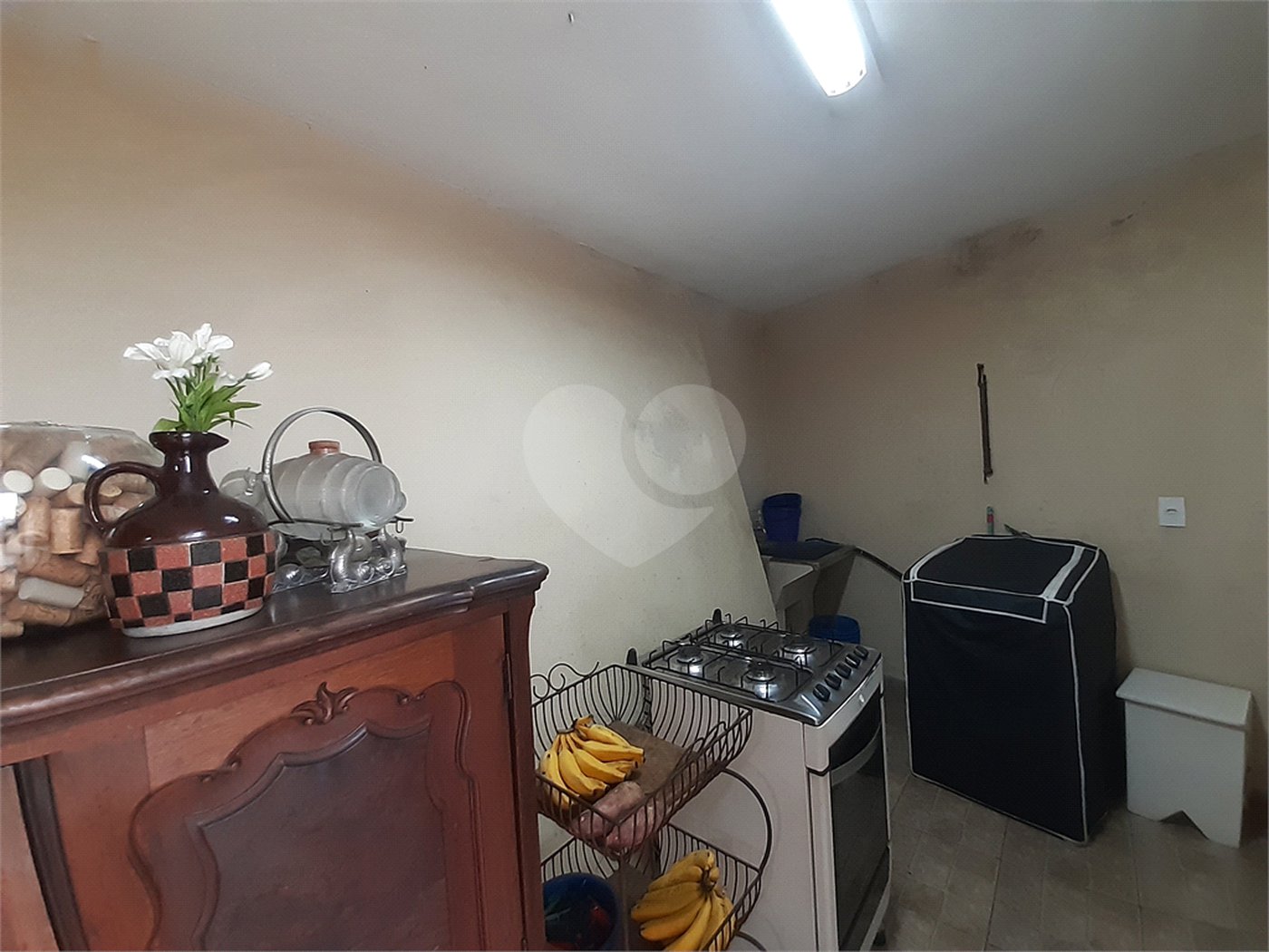 Vende-se: Sobrado de Vila, 2 quartos, Edícula com 1 Suíte, 1 Vaga, Santana!