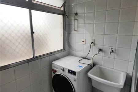 Apartamento com 49m², 2 quartos, 1 garagem, à venda em Itaquera