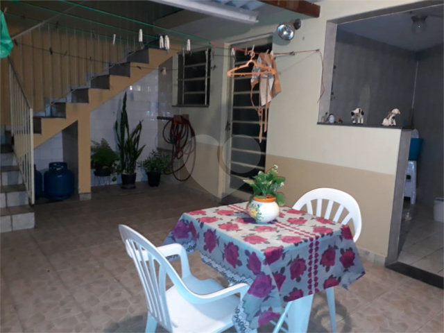 Casa à venda com 3 quartos, sendo 1 suíte,  em Interlagos, São Paulo, SP