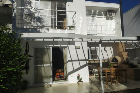 Sobrado à venda com 3 quartos, sendo 1 suíte, em Jardim do Lago, Atibaia, SP