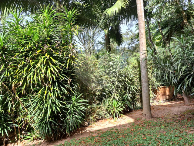 Casa à venda com 3 quartos, sendo 1 suíte,  no condomínio Alpes da Cantareira, Mairiporã - SP