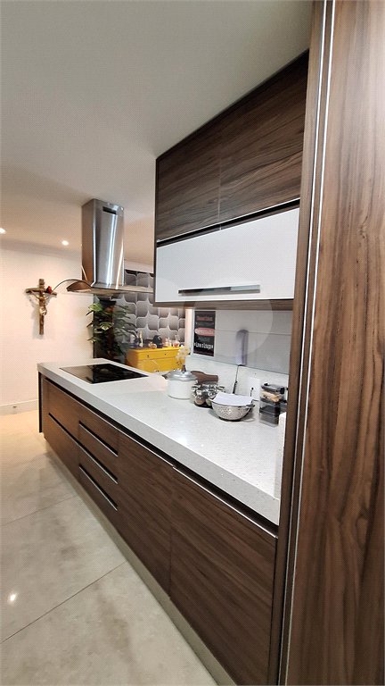 Apartamento à venda com 3 quartos, sendo 1 suíte,  em Vila Leonor, São Paulo, SP