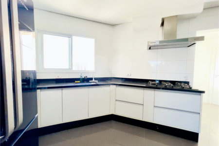 Apartamento à venda com 3 quartos, sendo 1 suíte,  em Nova Petrópolis, São Bernardo do Campo, SP