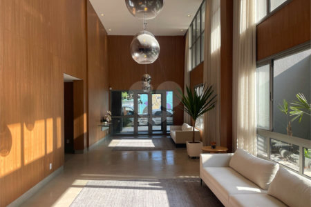 Apartamento à venda com 2 quartos, sendo 1 suíte, em Santo Amaro, São Paulo, SP