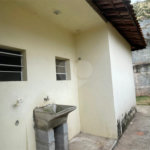 Sobrado à venda com 2 quartos, sendo 1 suíte, em Loteamento Jardim do Sol (mailasqui), São Roque, SP