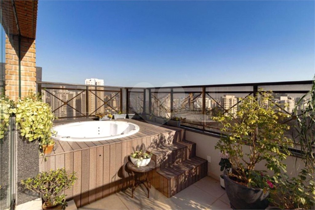 Apartamento à venda com 3 suítes em Jardim Parque Morumbi, São Paulo, SP