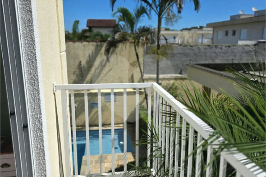 Apartamento à venda com 2 suítes em Maitinga, Bertioga, SP