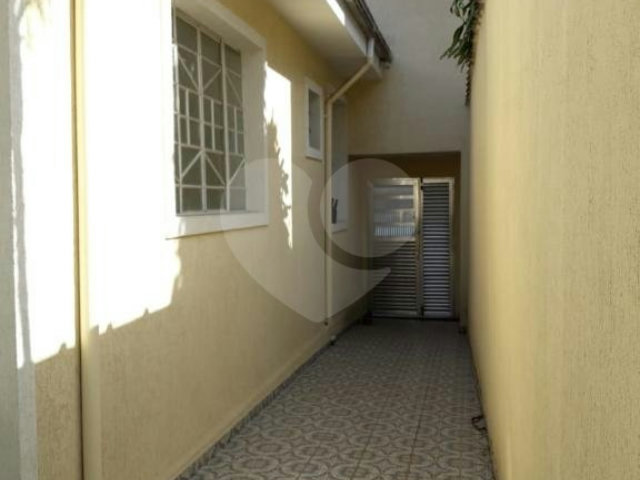 Sobrado à venda com 4 quartos, sendo 2 suítes,  em Santana, São Paulo, SP