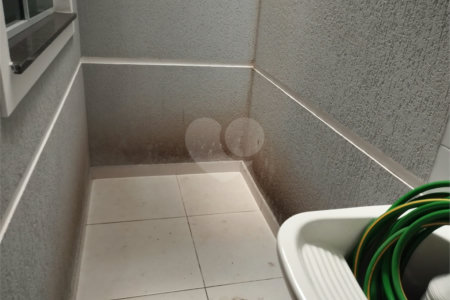 Sobrado à venda com 3 quartos, sendo 1 suíte, em Vila Mazzei, São Paulo, SP