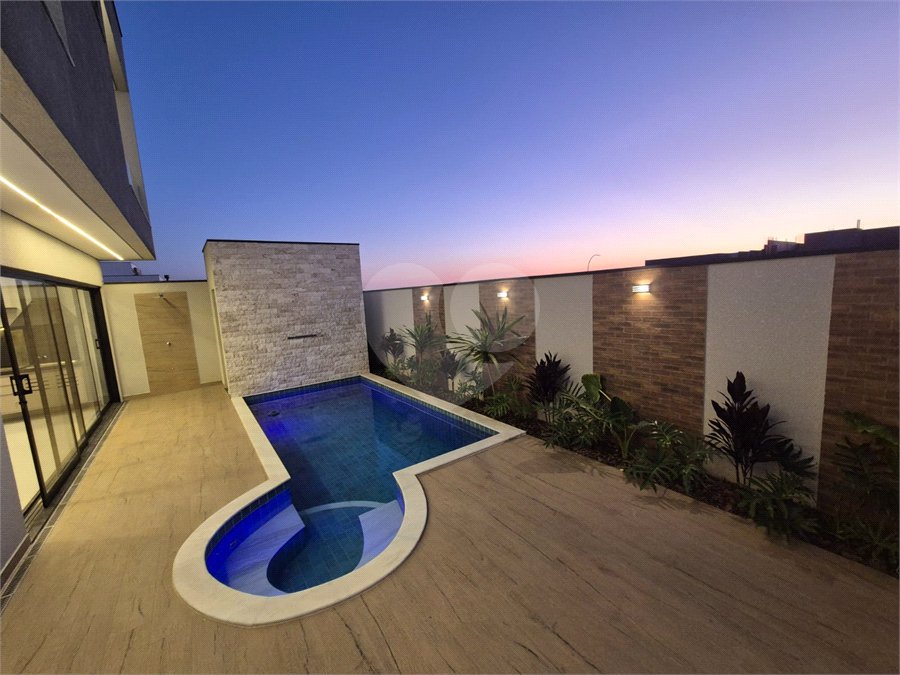 Casa à venda com 4 suítes no condomínio Residencial Dona Maria Candida, Indaiatuba - SP