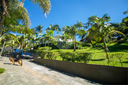 Casa à venda com 4 suítes no condomínio Sítio Primavera, São Roque - SP
