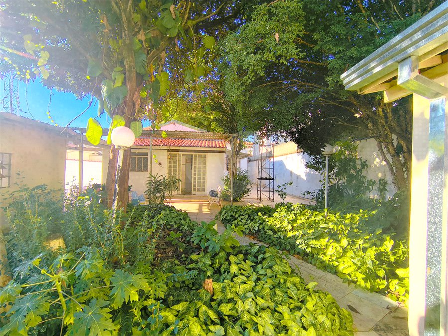 Casa para alugar com 2 quartos, sendo 1 suíte, no Centro, Indaiatuba, SP