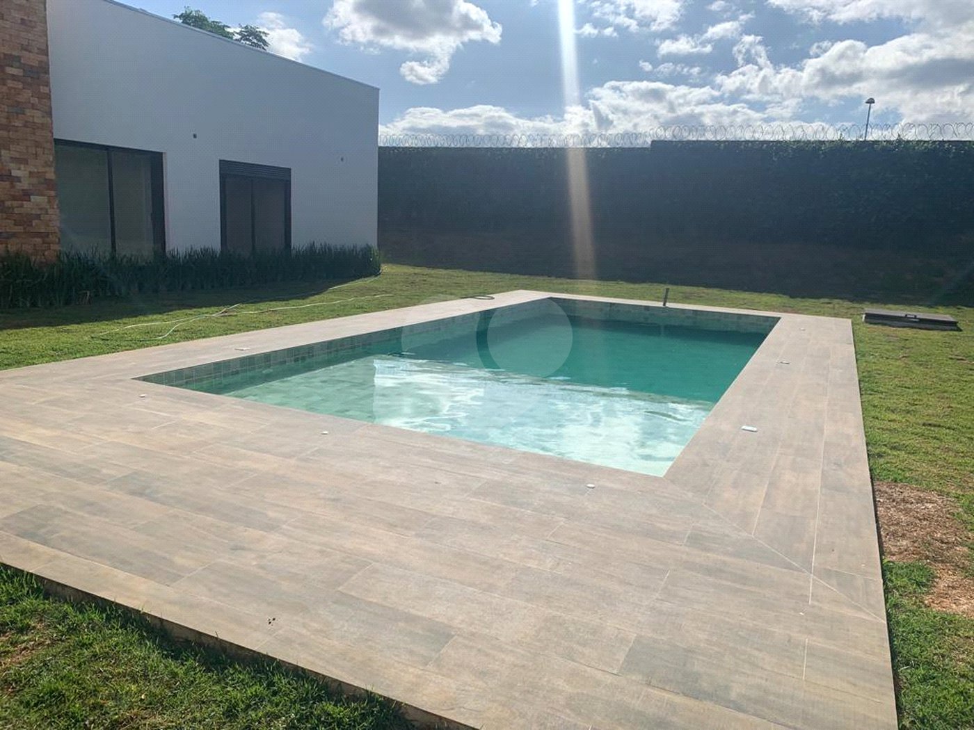 Casa à venda com 4 suítes no condomínio Lago Azul Residencial e Golfe, Araçoiaba da Serra - SP