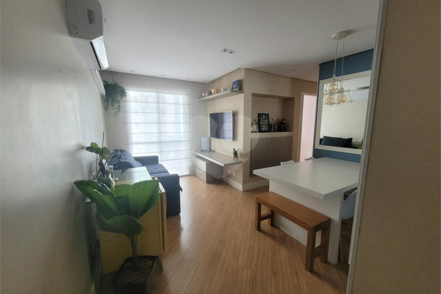 Apartamento à venda com 3 quartos, sendo 1 suíte, em Vila Guilherme, São Paulo, SP