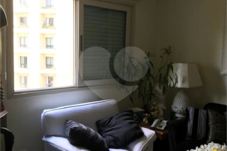 Apartamento à venda com 3 suítes em Vila Morumbi, São Paulo, SP