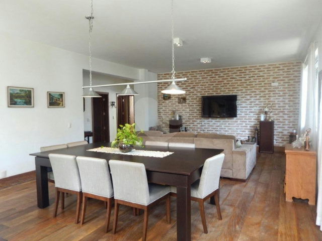 Casa Térrea à venda com 3 suítes em Jardim Prudência, São Paulo, SP