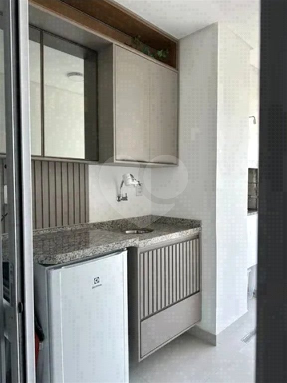 Apartamento à venda com 3 quartos, sendo 1 suíte, em Jardim Petrópolis, São José dos Campos, SP