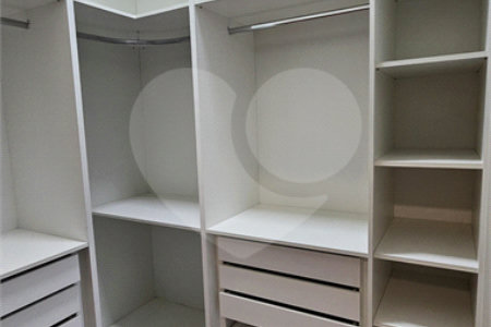 Casa para alugar com 3 suítes no condomínio Dona Lucila, Indaiatuba - SP