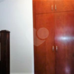 Sobrado à venda com 4 quartos, sendo 2 suítes, em Vila Nivi, São Paulo, SP