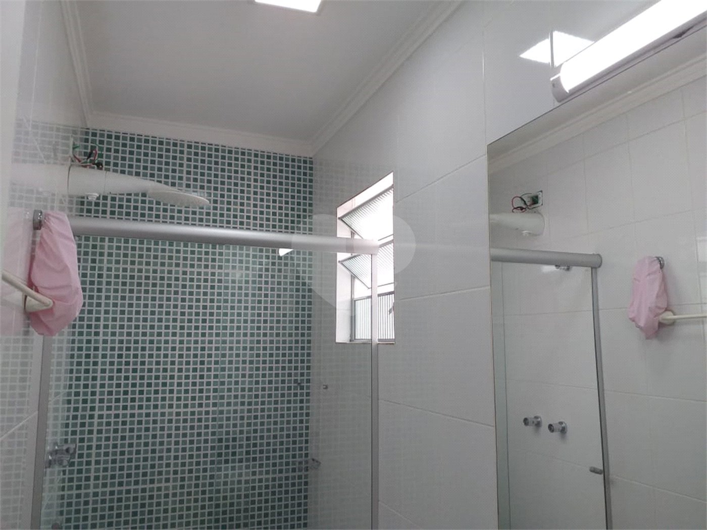 Sobrado à venda com 3 quartos, sendo 1 suíte, em Vila Mazzei, São Paulo, SP