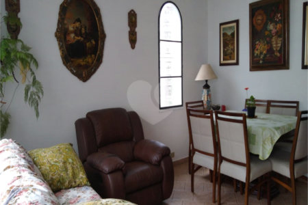 Sobrado à venda com 3 quartos, sendo 1 suíte, em Alto da Boa Vista, São Paulo, SP