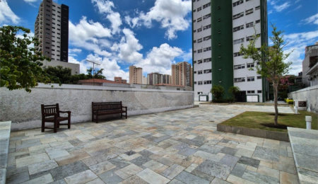 Apartamento à venda com 3 quartos, sendo 1 suíte,  em Vila Clementino, São Paulo, SP